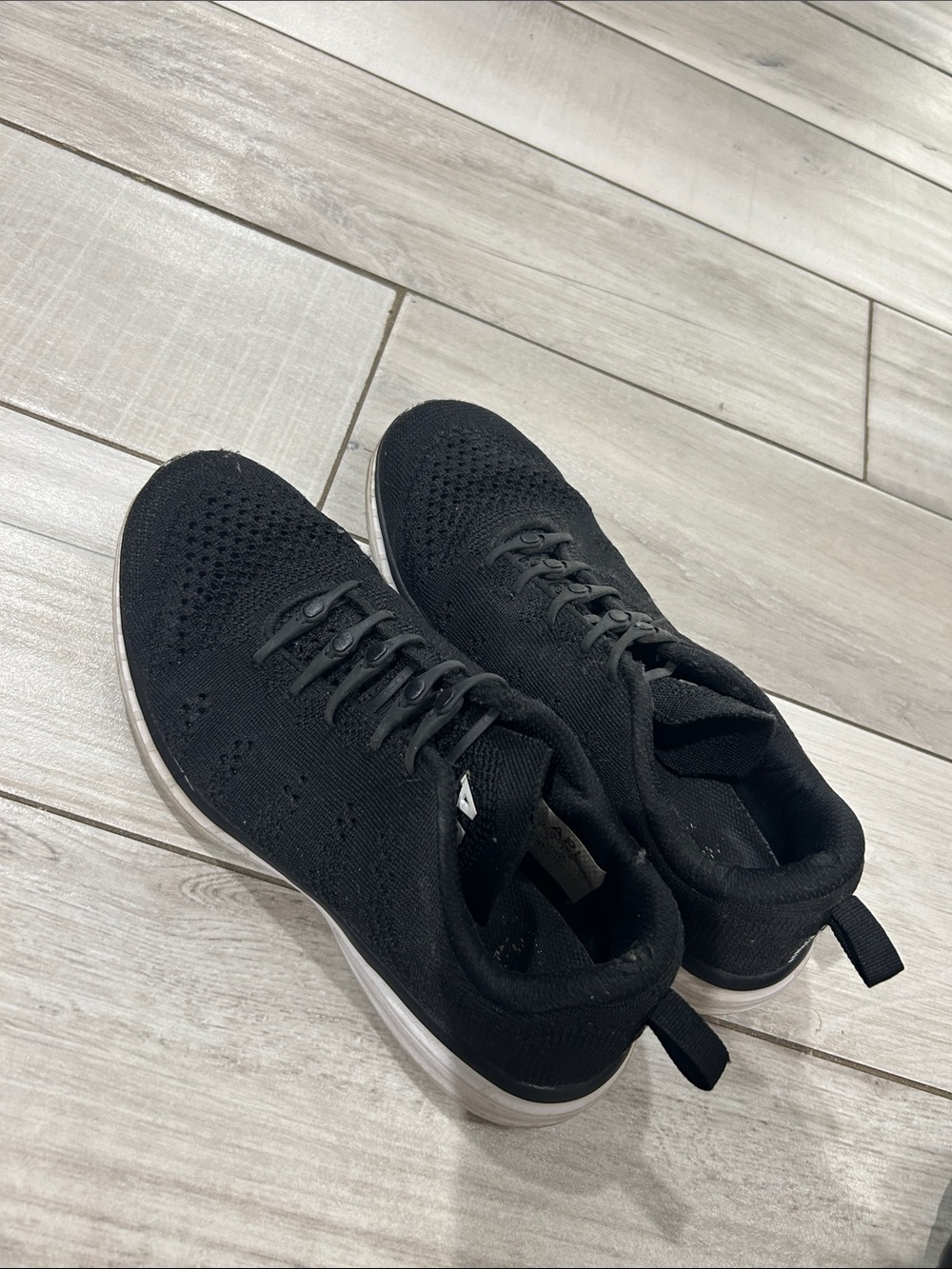 APL Women’s Techloom Pro black sneakers